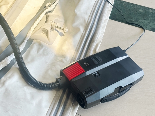 5000mAH ব্যাটারি ক্ষমতা SUP ইনফ্ল্যাটেবল ডক কায়াক প্যাডেল বোর্ডের জন্য বৈদ্যুতিক পাম্প 20PSI 12V/110-240V